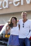 Ibiza 14 juli 2010
Maribelle en haar vriend Nicolaas halen Ilona van de gouden kooi op op het vliegveld van ibiza.
Peter Smulders bv