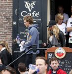 Amsterdam 19 september 2010
Dam tot Dam loop . Mark v Eeuwen en Lieke v Lexmond
Peter Smulders bv