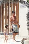 Ibiza 31 juli 2010
Martijn en Amanda Krabbe met hun kinderen en aupair op vakantie op ibiza.
Peter Smulders bv