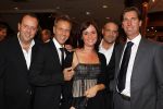 Noordwijk 27 augustus 2010
Jackie Summer fair bij Huis ter Duin. Sven met vrouw en Maurice Kroon
Peter Smulders bv