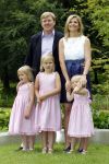 Wassernaar 5 juni 2010
Fotouurtje met Prinses Maxima Amalia Alexia Ariane en Prins Willem Alexander in de tuin van hun huis op de Horsten.
Peter Smulders bv