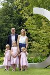 Wassernaar 5 juni 2010
Fotouurtje met Prinses Maxima Amalia Alexia Ariane en Prins Willem Alexander in de tuin van hun huis op de Horsten.
Peter Smulders bv