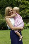 Wassernaar 5 juni 2010
Fotouurtje met Prinses Maxima Amalia Alexia Ariane en Prins Willem Alexander in de tuin van hun huis op de Horsten.
Peter Smulders bv