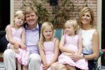 Wassernaar 5 juni 2010
Fotouurtje met Prinses Maxima Amalia Alexia Ariane en Prins Willem Alexander in de tuin van hun huis op de Horsten.
Peter Smulders bv