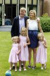 Wassernaar 5 juni 2010
Fotouurtje met Prinses Maxima Amalia Alexia Ariane en Prins Willem Alexander in de tuin van hun huis op de Horsten.
Peter Smulders bv