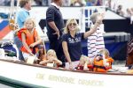 Amsterdam 21 augustus 2010
Prins Willem Alkexander met de groende Draeck bij sail. Prinses Maxima Prinses Amalia Ariane en Alexia zijn er ook bij. Ook is er een kindermeisje bij. Ze voeren onder begeleiding van meerdere politie boten
Peter Smulders bv