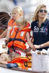 Amsterdam 21 augustus 2010
Prins Willem Alkexander met de groende Draeck bij sail. Prinses Maxima Prinses Amalia Ariane en Alexia zijn er ook bij. Ook is er een kindermeisje bij. Ze voeren onder begeleiding van meerdere politie boten
Peter Smulders bv