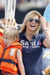 Amsterdam 21 augustus 2010
Prins Willem Alkexander met de groende Draeck bij sail. Prinses Maxima Prinses Amalia Ariane en Alexia zijn er ook bij. Ook is er een kindermeisje bij. Ze voeren onder begeleiding van meerdere politie boten
Peter Smulders bv