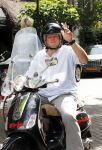 Amsterdam 25 augustus 2010
Menno Kohler op zijn vespa scooter
Peter Smulders bv