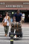 Ibiza 30 juli 2010
Patrick Kluivert zen zijn vrouw Rosanna Kluivert Lima komen aan op het vliegveld van ibiza en rijden daar in een mini cooper cabrio.
Peter Smulders bv