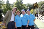 Wassenaar 6 september 2010
Ronie Tober Jan Jochems Willeke d'Estell in Duinrell. Philipv Zuylen Nijevelt
had zijn park bewschikbaar gesteld voor gasten van de Ronnie Tober Foundation.
Peter Smulders bv