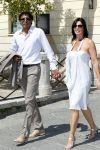 Sienna 17 juli 2010
Yolanthe Cabau v Kasbergen en Wesley Sneijder trouwen in Italie. Pierre v Hooijdonk met zijn vrouw
Peter Smulders bv