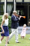 Wassernaar 5 juni 2010
Fotouurtje met Prinses Maxima Amalia Alexia Ariane en Prins Willem Alexander in de tuin van hun huis op de Horsten.
Peter Smulders bv