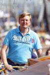 Amsterdam 21 augustus 2010
Prins Willem Alkexander met de groende Draeck bij sail. Prinses Maxima Prinses Amalia Ariane en Alexia zijn er ook bij. Ook is er een kindermeisje bij. Ze voeren onder begeleiding van meerdere politie boten
Peter Smulders bv