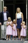 Wassernaar 5 juni 2010
Fotouurtje met Prinses Maxima Amalia Alexia Ariane en Prins Willem Alexander in de tuin van hun huis op de Horsten.
Peter Smulders bv