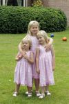 Wassernaar 5 juni 2010
Fotouurtje met Prinses Maxima Amalia Alexia Ariane en Prins Willem Alexander in de tuin van hun huis op de Horsten.
Peter Smulders bv