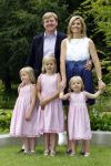 Wassernaar 5 juni 2010
Fotouurtje met Prinses Maxima Amalia Alexia Ariane en Prins Willem Alexander in de tuin van hun huis op de Horsten.
Peter Smulders bv