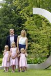Wassernaar 5 juni 2010
Fotouurtje met Prinses Maxima Amalia Alexia Ariane en Prins Willem Alexander in de tuin van hun huis op de Horsten.
Peter Smulders bv
