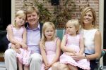 Wassernaar 5 juni 2010
Fotouurtje met Prinses Maxima Amalia Alexia Ariane en Prins Willem Alexander in de tuin van hun huis op de Horsten.
Peter Smulders bv