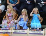 Tiel, 11 September 2010
50e maal FruitCorso met als gasten
Prins Willem Alexander, Prinses Maxima, Prinses Amalia, Prinses Alexia en Prinses Ariane
Foto Peter Smulders BV