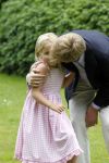 Wassernaar 5 juni 2010
Fotouurtje met Prinses Maxima Amalia Alexia Ariane en Prins Willem Alexander in de tuin van hun huis op de Horsten.
Peter Smulders bv