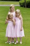 Wassernaar 5 juni 2010
Fotouurtje met Prinses Maxima Amalia Alexia Ariane en Prins Willem Alexander in de tuin van hun huis op de Horsten.
Peter Smulders bv