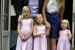 Wassernaar 5 juni 2010
Fotouurtje met Prinses Maxima Amalia Alexia Ariane en Prins Willem Alexander in de tuin van hun huis op de Horsten.
Peter Smulders bv