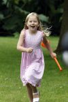 Wassernaar 5 juni 2010
Fotouurtje met Prinses Maxima Amalia Alexia Ariane en Prins Willem Alexander in de tuin van hun huis op de Horsten.
Peter Smulders bv