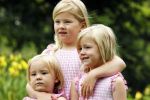 Wassernaar 5 juni 2010
Fotouurtje met Prinses Maxima Amalia Alexia Ariane en Prins Willem Alexander in de tuin van hun huis op de Horsten.
Peter Smulders bv