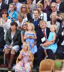 Tiel, 11 September 2010
50e maal FruitCorso met als gasten
Prins Willem Alexander, Prinses Maxima, Prinses Amalia, Prinses Alexia en Prinses Ariane
Foto Peter Smulders BV