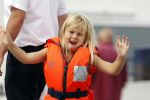 Amsterdam 21 augustus 2010
Prins Willem Alkexander met de groende Draeck bij sail. Prinses Maxima Prinses Amalia Ariane en Alexia zijn er ook bij. Ook is er een kindermeisje bij. Ze voeren onder begeleiding van meerdere politie boten
Peter Smulders bv