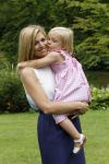 Wassernaar 5 juni 2010
Fotouurtje met Prinses Maxima Amalia Alexia Ariane en Prins Willem Alexander in de tuin van hun huis op de Horsten.
Peter Smulders bv