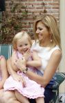 Wassernaar 5 juni 2010
Fotouurtje met Prinses Maxima Amalia Alexia Ariane en Prins Willem Alexander in de tuin van hun huis op de Horsten.
Peter Smulders bv