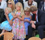 Tiel, 11 September 2010
50e maal FruitCorso met als gasten
Prins Willem Alexander, Prinses Maxima, Prinses Amalia, Prinses Alexia en Prinses Ariane
Foto Peter Smulders BV