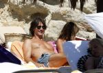 Ibiza 15 juli 2010
Rick Engelkes met zijn oudste dochter op vakantie op ibiza.
Peter Smulders bv