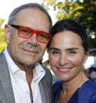 Loosdrecht 21 augustus 2010
Fons de Poel en zijn vrouw Saskia vieren hun 5 jarig huwelijk bij het witte huis in Loosdrecht. Rob de Nijs met zijn vrouw Henriette
Peter Smulders bv