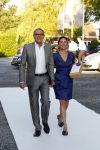 Loosdrecht 21 augustus 2010
Fons de Poel en zijn vrouw Saskia vieren hun 5 jarig huwelijk bij het witte huis in Loosdrecht. Rob de Nijs met zijn vrouw Henriette
Peter Smulders bv