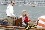 Amsterdam 21 augustus 2010
Sjimmy Bruijninckx met man (oranje witte trui) en kinderen en vrienden bij sail.
Peter Smulders bv