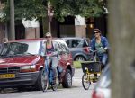 Amsterdam 24 augustus 2010
Susan Visser met dochter op de fiets.
Peter Smulders bv