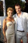 Ibiza 13 en 14 juli 2010
Johnny Heitinga en Charlotte Sophie trouwen op ibiza. Ze vliegen met een prive vliegtuig na de huldiging naar ibiza. Rafael en Sylvie v d Vaart
Peter Smulders bv