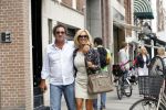 Amsterdam 25 augustus 2010
Tatjana met vriend Ronnie Rosenbaum op de pc hooftstraat.
Peter Smulders bv