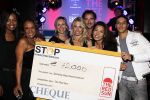 Amsterdam 19 september 2010
1 jarig bestaan van de Red Sun in Amsterdam. Er wordt geld ingezameld voor stop kindermisbruik. Vivian reys Patty Brard Wimmy Hu Ali B Patty Brard Jeroen Niewenhuize en Jasmine Sendar
Peter Smulders bv