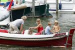 Weesp 3 juli 2010
Wendy v Dijk met Sem en Lizzy en Erland Galjaard op terras en op de boot.
Peter Smulders bv