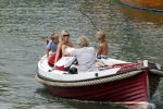 Weesp 3 juli 2010
Wendy v Dijk met Sem en Lizzy en Erland Galjaard op terras en op de boot.
Peter Smulders bv