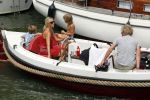 Weesp 3 juli 2010
Wendy v Dijk met Sem en Lizzy en Erland Galjaard op terras en op de boot.
Peter Smulders bv