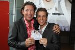 Amsterdam 8 juli 2010
Presentatie nieuwe seizoen SBS6 Veronica en Net 5 in de Heineken Music Hall. Henkjan Smits met Wesley
Peter Smulders bv