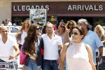 Ibiza 27 juli 2010
Wesley Sneijder en Yolanthe Cabau Sneijder arriveren met vrienden op ibiza voor het tweede gedeelte van hun huwelijksreis.
Peter Smulders bv