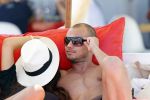 Ibiza 29 juli 2010
Yolanthe Sneijder Cabau en Wesley Sneijder vieren een gedeelte van hun huwelijksreis met vrienden op ibiza.
Peter Smulders bv
