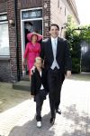 Amstelveen 1 juli 2010
Xander de Buisonje en Sophie trouwen in hun tuin. Zoontje Sem v Dijk geeft de ringen.
Peter Smulders bv