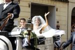 Sienna 17 juli 2010
Yolanthe Cabau v Kasbergen en Wesley Sneijder trouwen in Italie. Yolanthe met broer Xavier die de bruid weg gaf
Peter Smulders bv